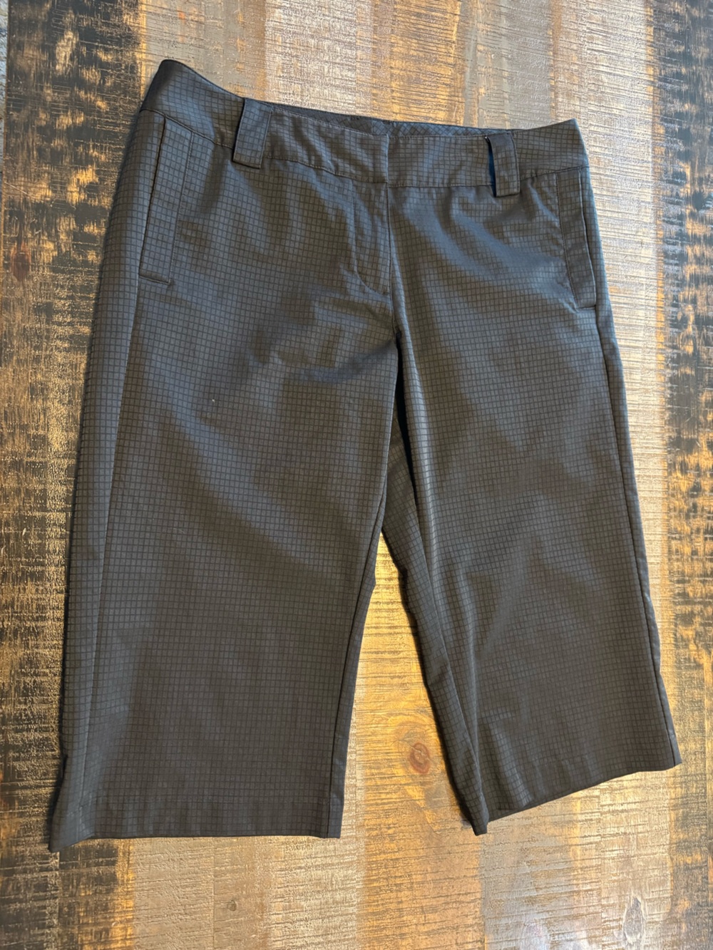 Adidas Climalite performance stretch golf Bermuda Capri Pants Size 10
